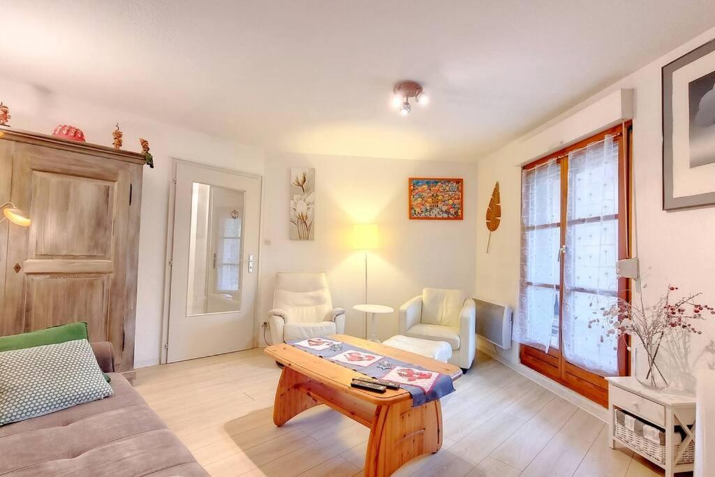 ריקוויר Chez Romane - Appartement Avec Parking מראה חיצוני תמונה